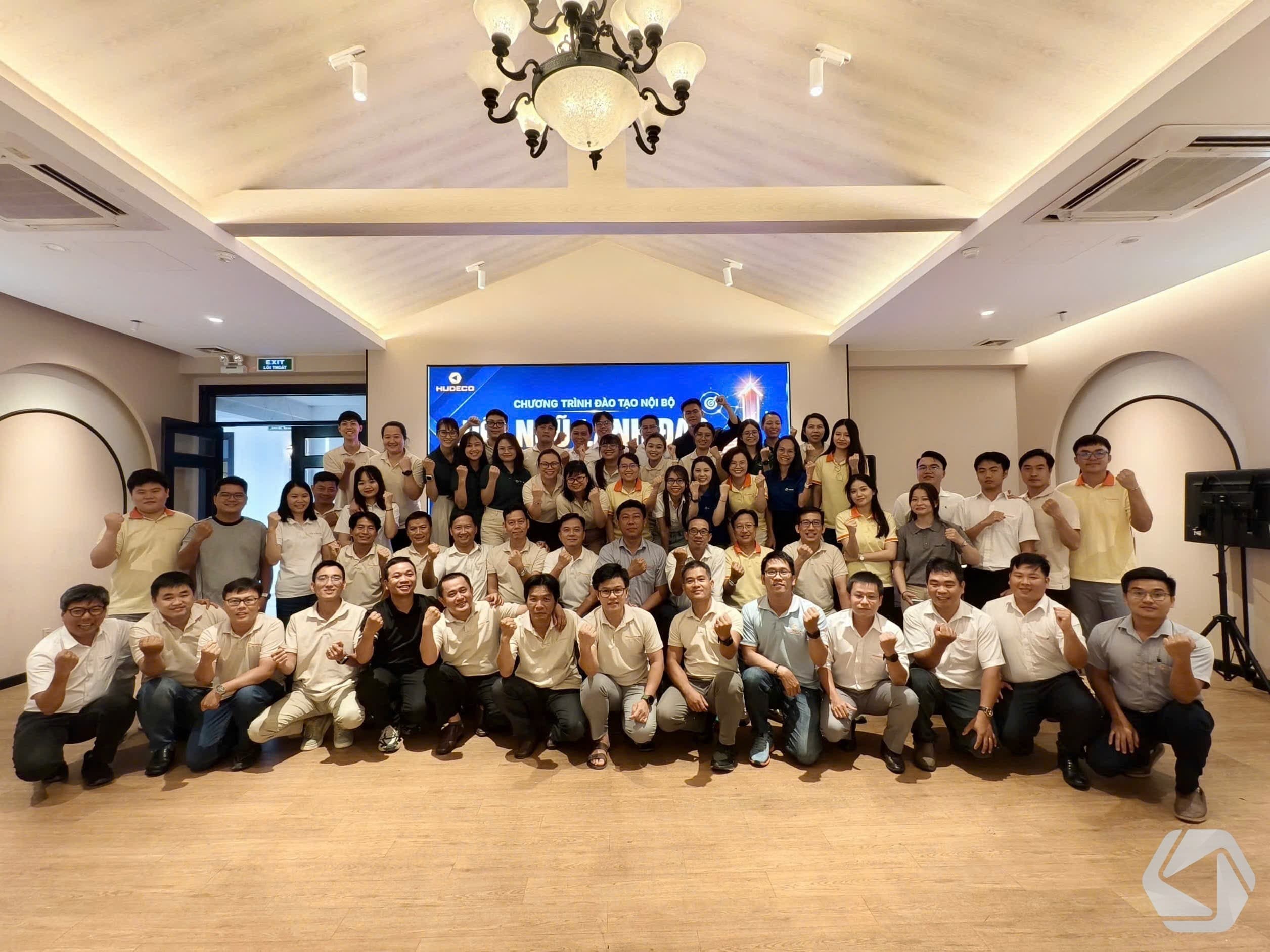 HUDECO GROUP TIẾP TỤC ĐẨY MẠNH ĐÀO TẠO NĂNG LỰC LÃNH ĐẠO – NÂNG TẦM TƯ DUY, KIẾN TẠO NĂNG LỰC DẪN DẮT